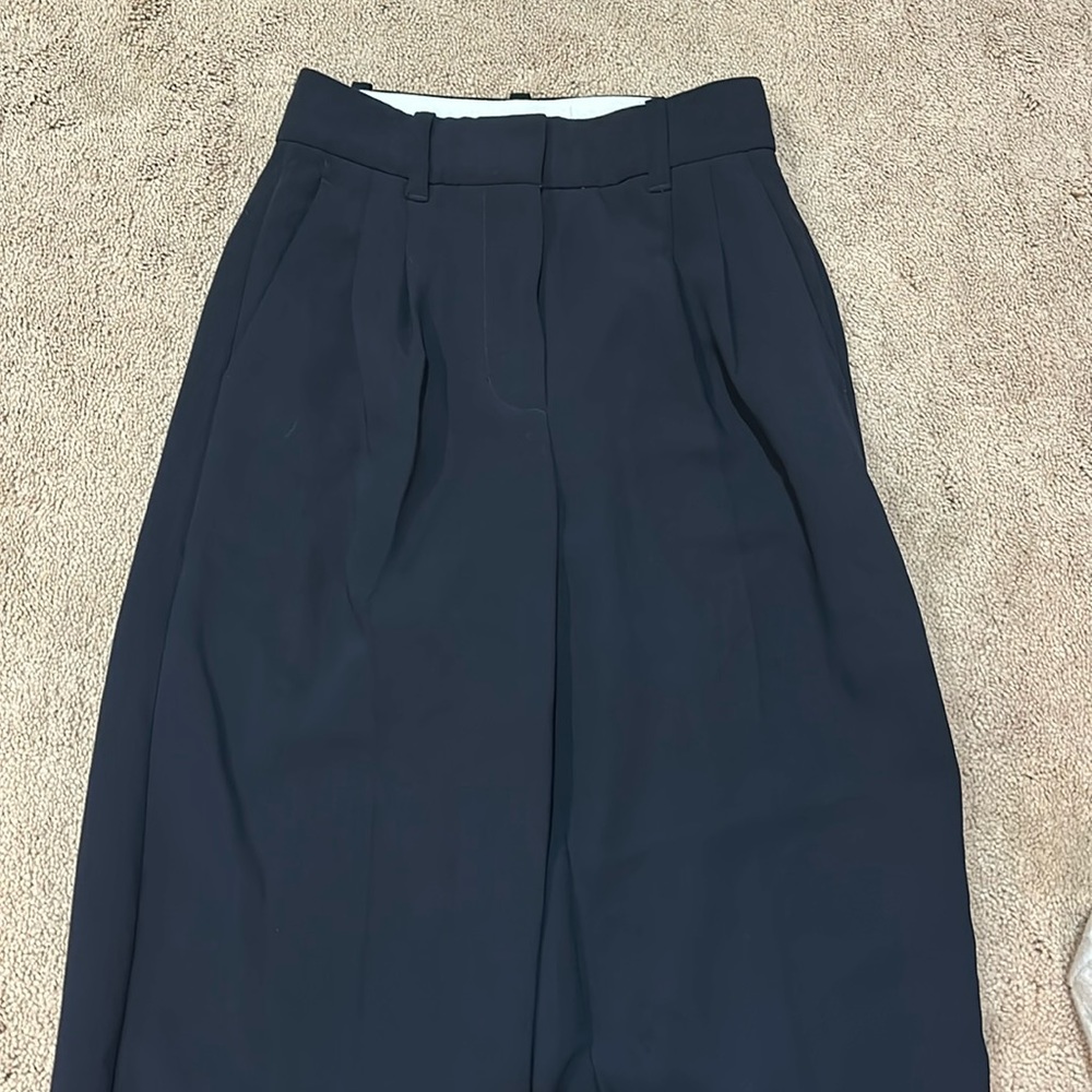 Aritzia (wilfred) The Effortless pant